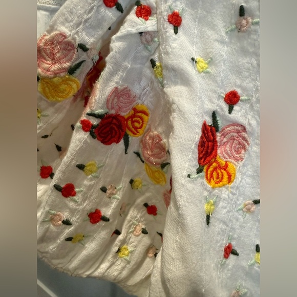 Kimchi Blue Eddie Floral Embroidered Top & Skirt Set - Picture 11 of 14